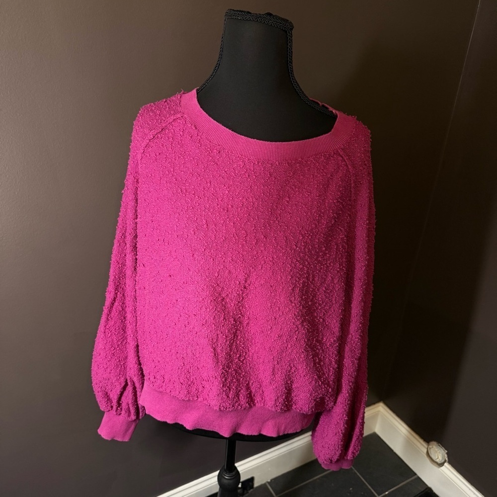 Free People Bouclé Textured Knit Sweater – Magenta (Size M)
